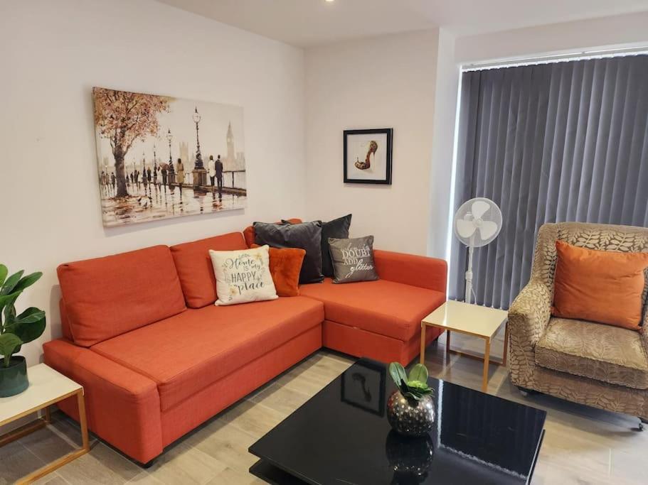 Paradigm Court, Modern 2-Bedroom Apartment F2, อ็อกซ์ฟอร์ด ภายนอก รูปภาพ